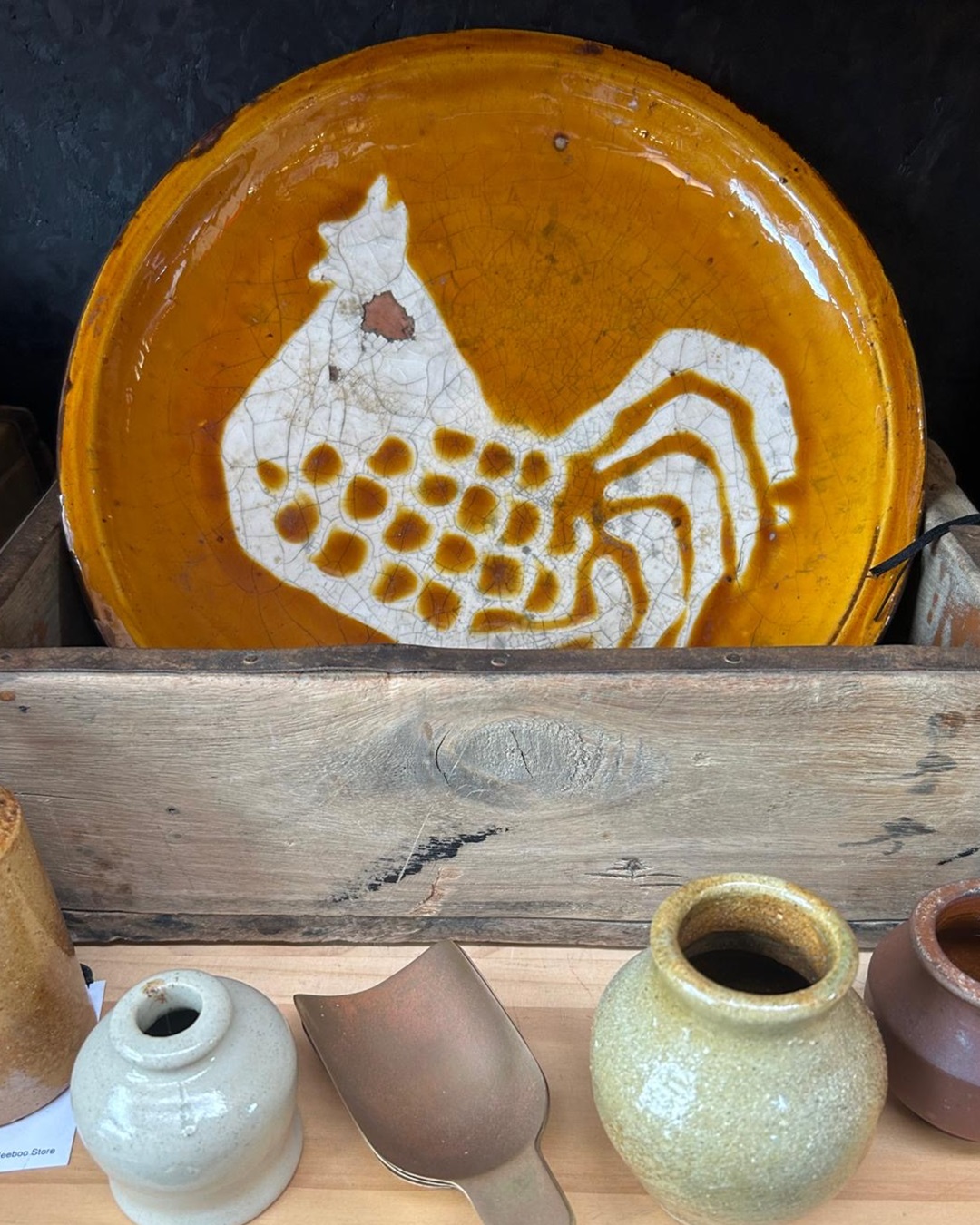 Rooster terracotta plate