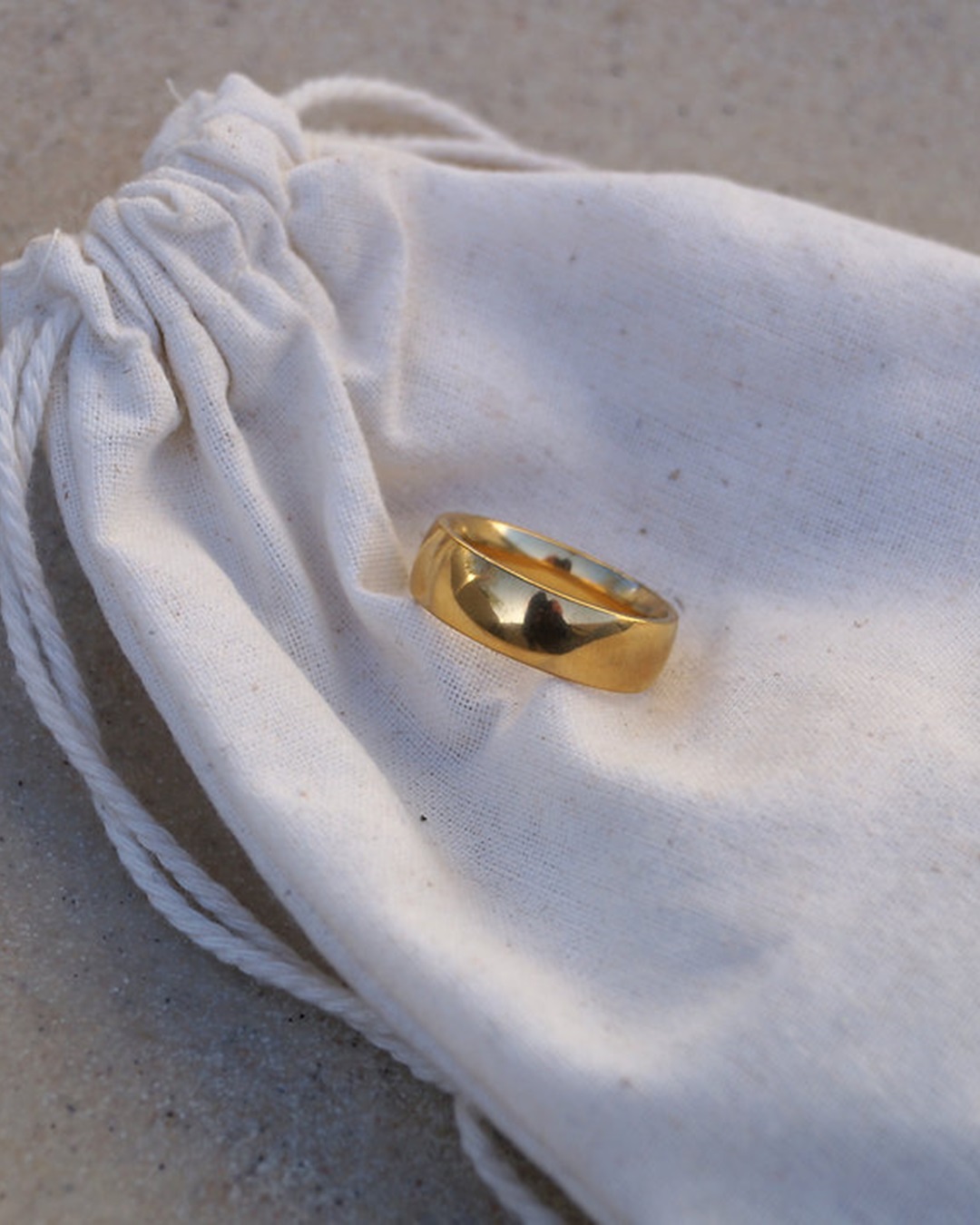 gold ring